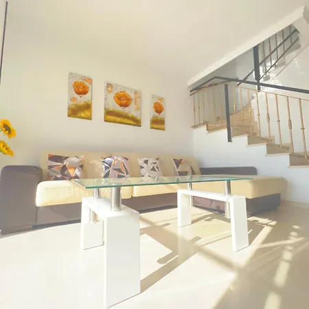 Townhouse Beachfront Costa, By Casa Del Sol Hr *