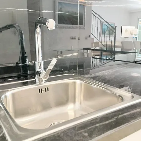 Chalet Townhouse Beachfront Costa, By Casa Del Sol Hr *